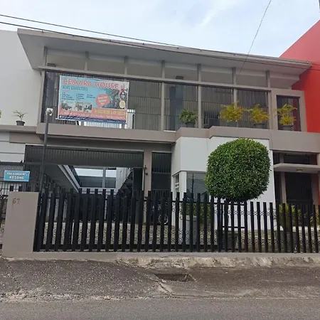Hotel O Rumah Singgah Cemara Syariah-2